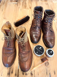 Photo n°9 de Atelier Jeannot à Puyvert (Service de cirage de chaussures)