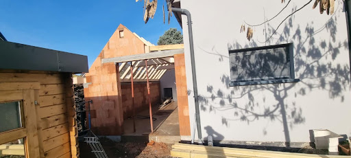️ – . & . ̀ !Le chantier avance à grands pas et les...