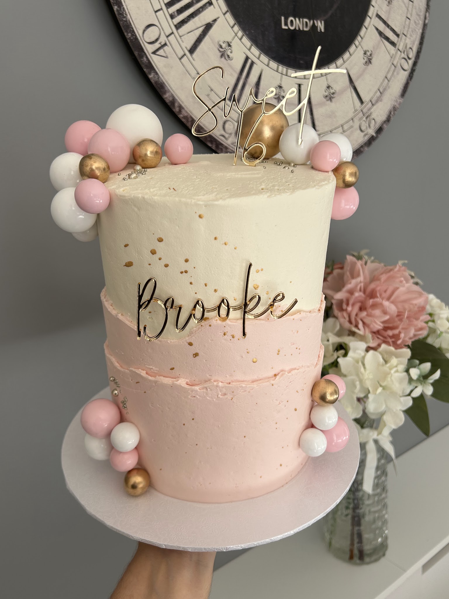 The Cake and Cookie Kitchen - Cakes & Sweets - photo 1