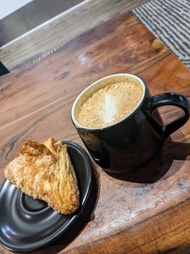 Aromas Uptown Coffee Gallery - United States
