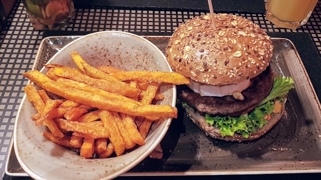 PETER PANE Kassel Burgergrill & Bar