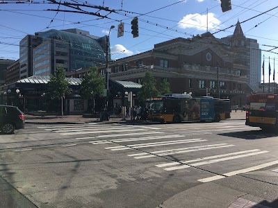 International District/Chinatown Station - Bay A