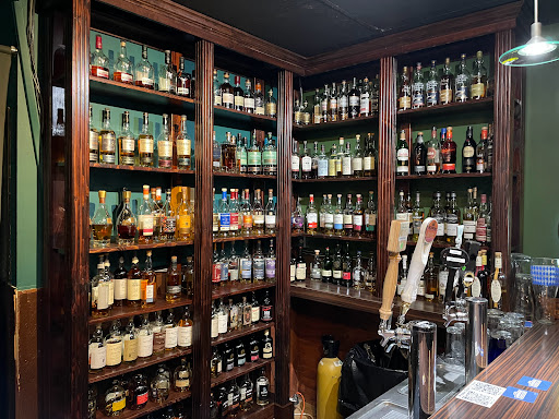 Library Pub - Visual