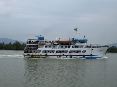 Photos of Keari Sindbad