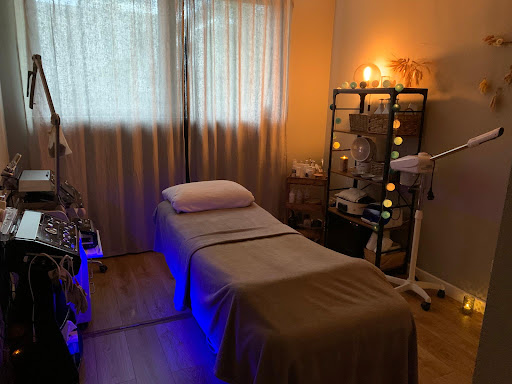 NiniSpa - Massage & Spa Manchester