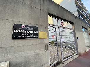 Photo n°4 de Lénaïg Le Borgne - Ostéopathe D.O. et Drainage lymphatique Renata França à Clamart (Ostéopathe)