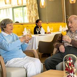 Photo n°15 de Résidence Ger'Home - Ehpad à Courbevoie (92) | LNA Santé à Courbevoie (Soins aux personnes âgées)