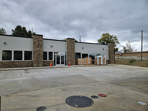 Pitts Package Store Inc. Gallery - United States