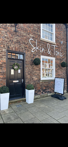 Skin & Tonic