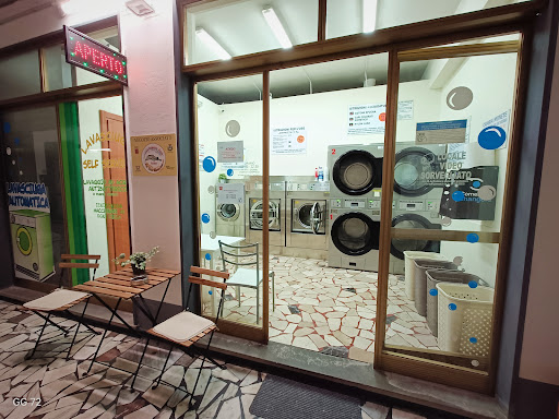lavanderia self service di Barsuglia Silvia Gallery - Italy