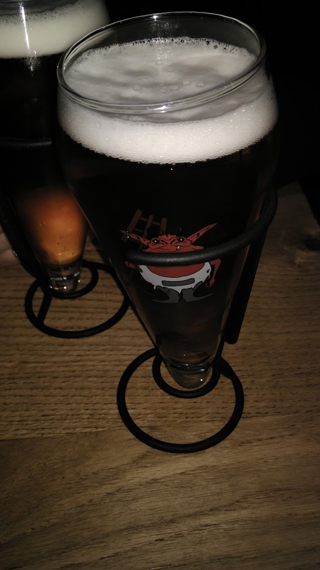 Discovery Pub