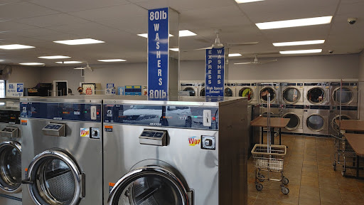 Ez Wash Logo