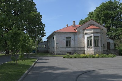 Photos of H&uuml;&uuml;ru m&otilde;is