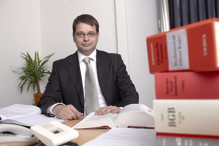 Oliver Kujer Rechtsanwalt