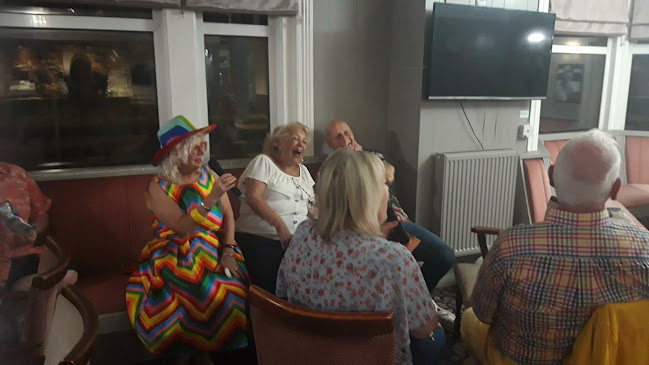 Comments and reviews of Swindon Conservative Club