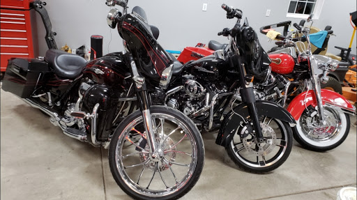 Back Road Custom Cycles & Service Logo
