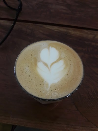 Photos of Move On Fashion & Coffee