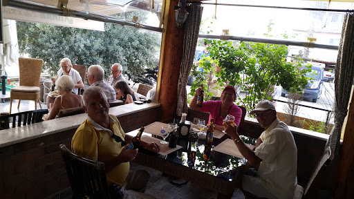 Alinda Cafe & Restuarant