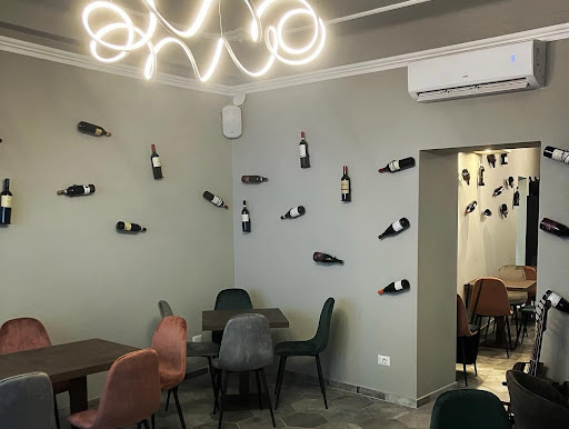 Gineria - Restaurant - Thumbnail