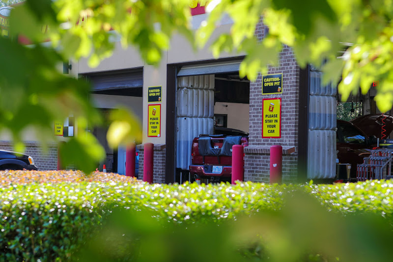 Take 5 Oil Change photo