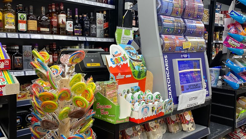 EVEREST SUPERMARKET photo 3