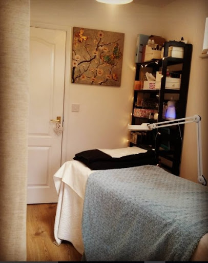 Elizabeth Smith Beauty Salon eyelash extensions