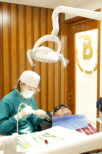 Clinica Dental Bambú Gallery - Mexico