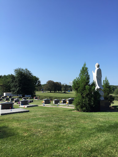 Buddhist Memorial Garden in Washington DC - Thumbnail