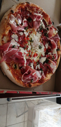 Photo 3 - Pizzas Box