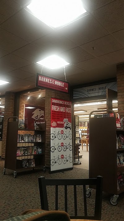 Barnes & Noble at Concordia University Chicago