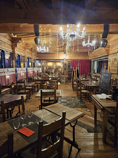 RESTAURANT LES PIVOTES