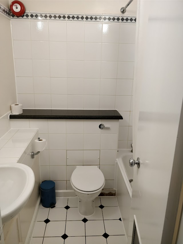 Travelodge London Central Kings Cross Royal Scot Hotel
