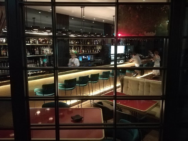 La Reina Kitchen Bar