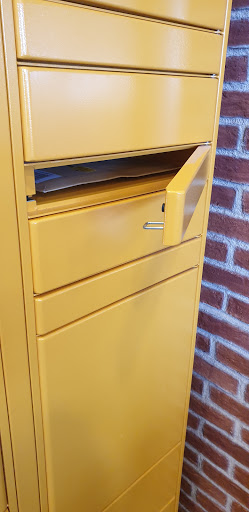 Amazon Locker - iaele - Thumbnail
