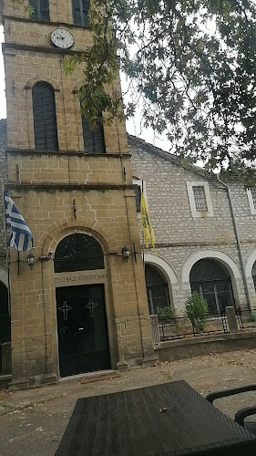 Αξιολογήσεις για το Ιερός Ναός Αγίου Ευσταθίου στην Κοζάνη - Εκκλησία