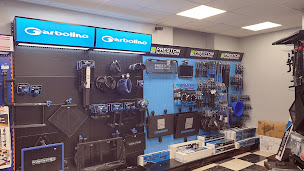 Photo n°10 de DEFLANDRE Tout Pour La Pêche à Avesnes-sur-Helpe (Magasin de pêche)