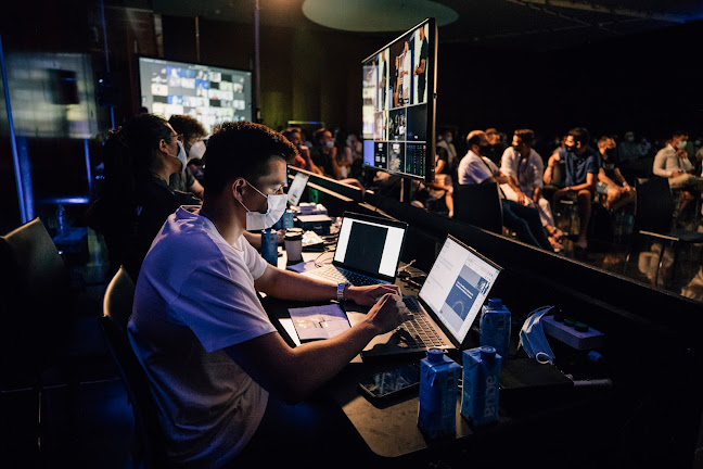 Opinii despre CryptoProfe - Criptomonedas în Meritxell - Escuela