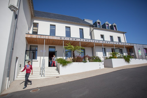 Photo de Maison Familiale Rurale de Plounévez-Lochrist à Plounévez-Lochrist (29430)