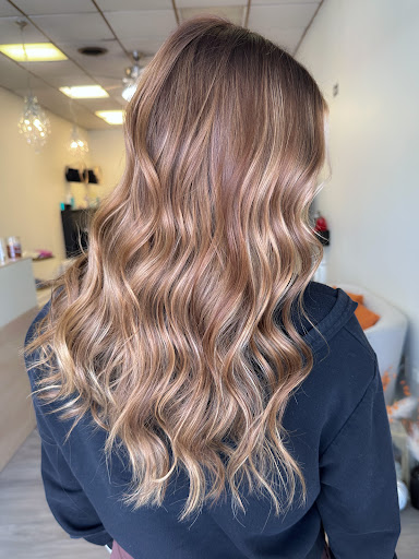 Karly Maria Hair - Thumbnail