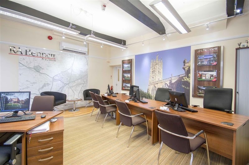R A Bennett Estate Agents Warwick photo 2