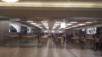 Photos of Apple Boca Raton