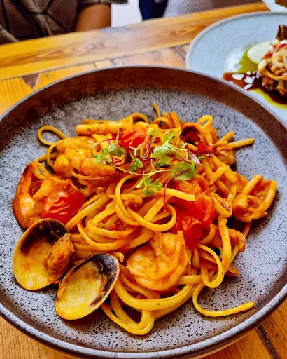 Black Salt Dining - Thumbnail