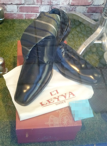 A. LEYVA - Thumbnail
