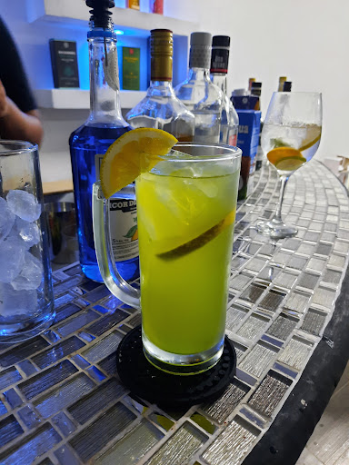 BAR UNDER - Visual