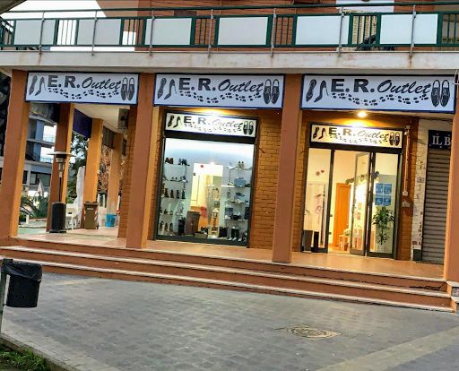 E.R.Outlet - Visual