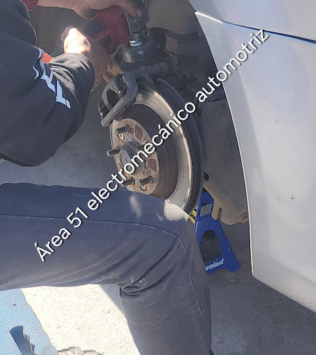 Taller Área 51 ingeniería Electromecánica automotriz