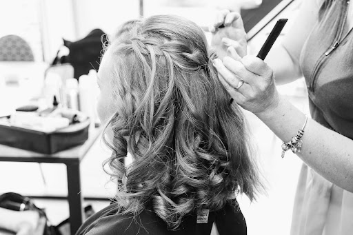 R DESIGN COIFFURE - Thumbnail