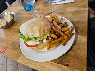 Photo n°11 de Auberge Saint Jacques à Saint-Alban-sur-Limagnole (Chambre d'hôtes)