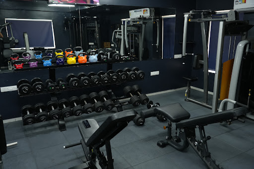 FIT SOCIETY GYM & FITNESS CENTER