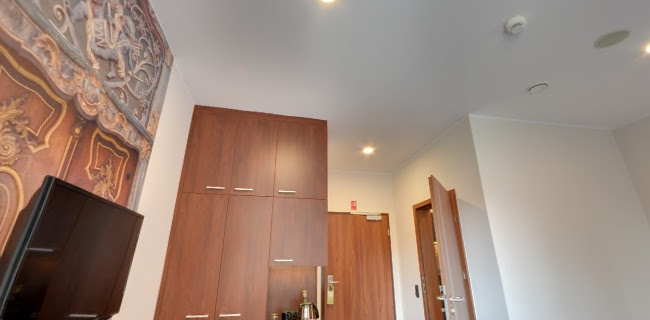 Godziny otwarcia Celestin Residence